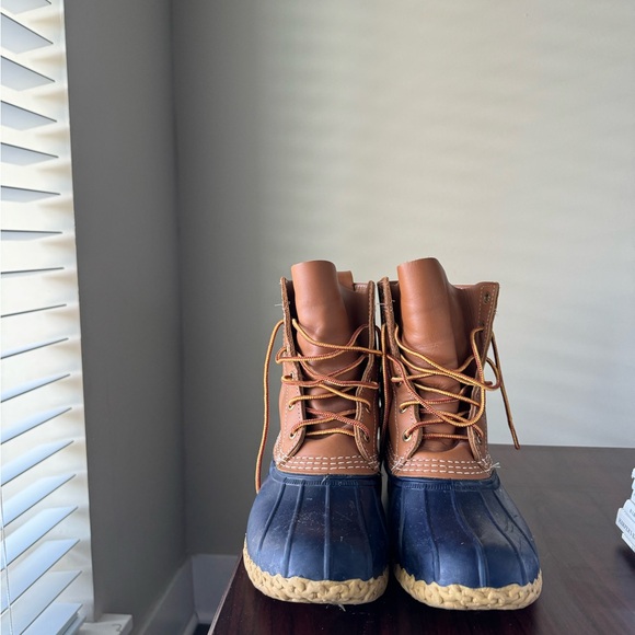 L.L Bean Bean Boot - Picture 1 of 3